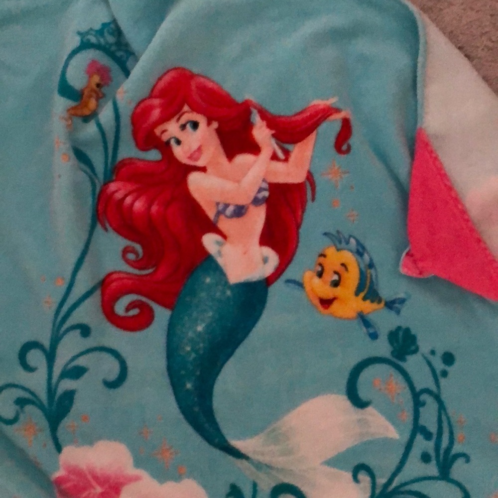 Little mermaid hooded pool/ bath towel